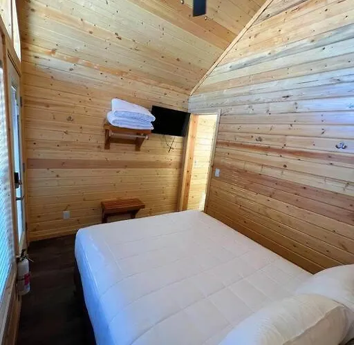 091 Star Gazing Tiny Near Grand Canyon South Rim Sleeps 8